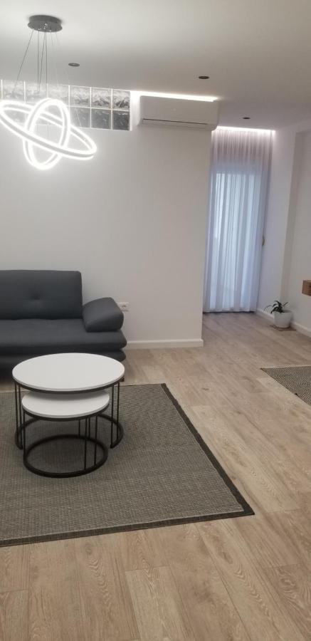 White Apartment Tiran Dış mekan fotoğraf